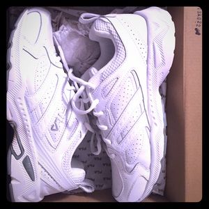 Brand new Fila women's training sneakers