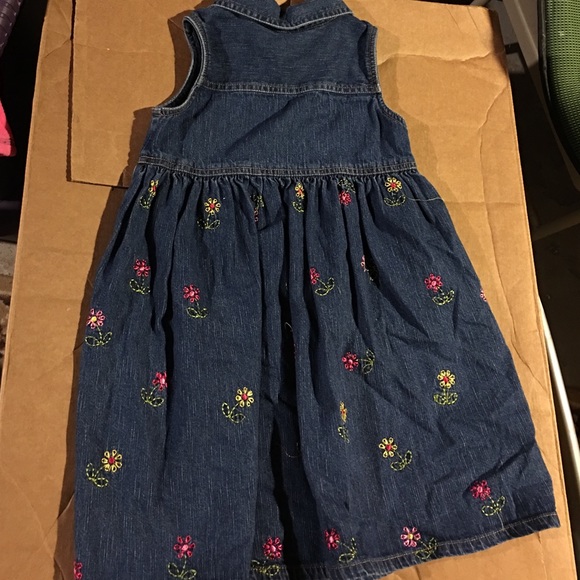 Oshkosh denim dress with flower detail - Picture 2 of 4