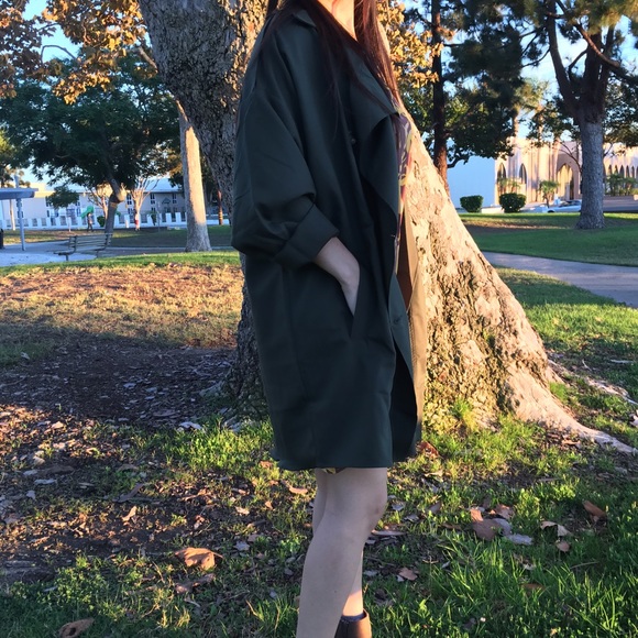 Oversized draped green military trench jacket - Picture 2 of 4