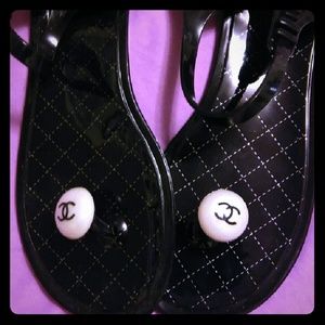 Double C sandals