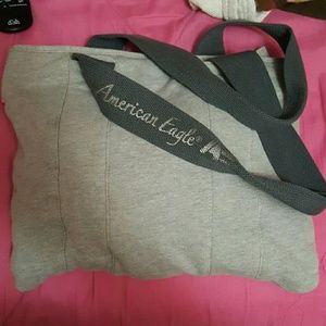 American Eagle medium size purse