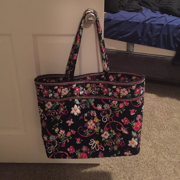 vera bradley bag.