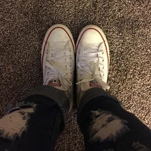 White trending converse