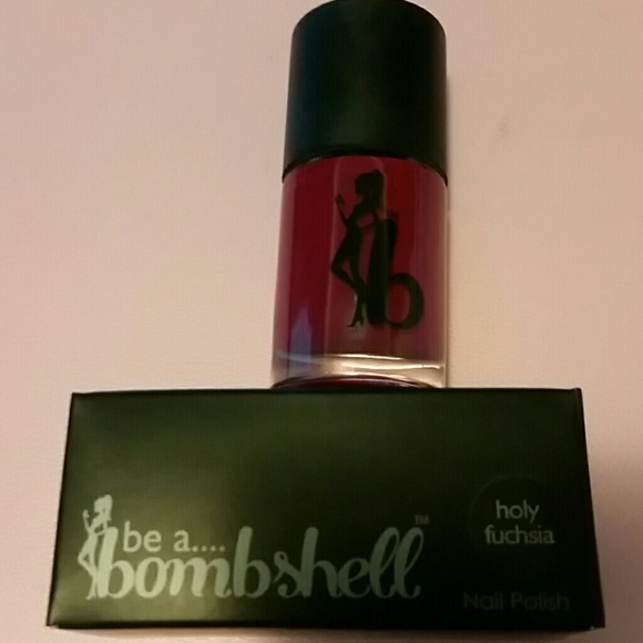 Make up bundle - Picture 2 of 3