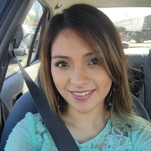 Meet your Posher, Karina