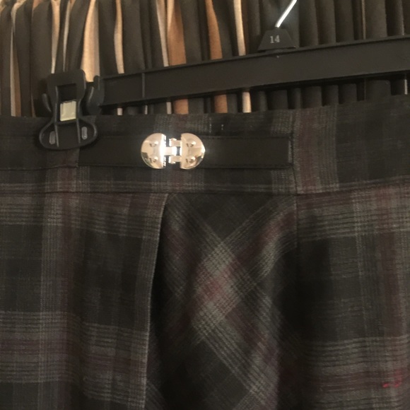 Plaid designer skirt - Picture 2 of 3