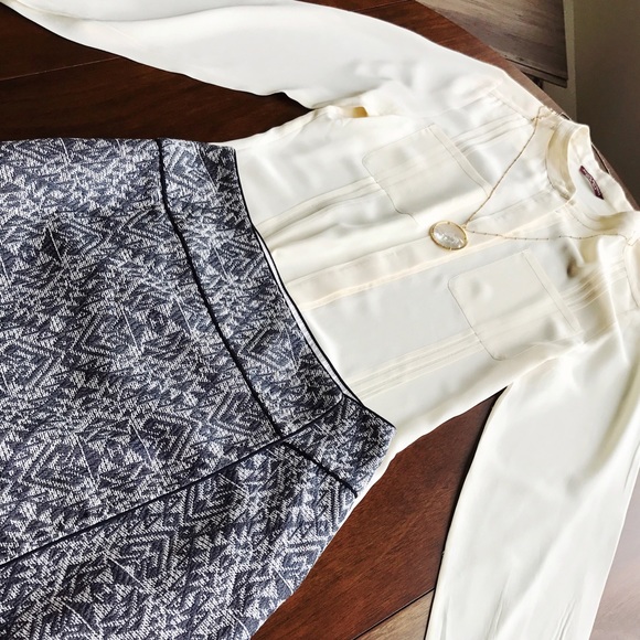 Moving out Sale!! H&M skirt