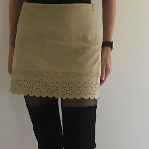 YELLOW CUTOUT YELLOW SUEDE MINI SKIRT