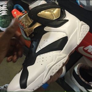 Meet your Posher, Dwayne