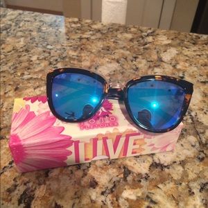 JoJo Fletcher limited edition sunglasses