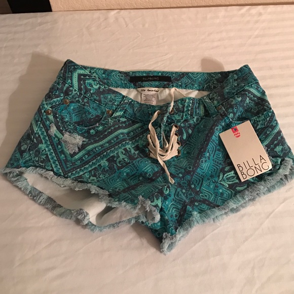 Billabong shorts 26