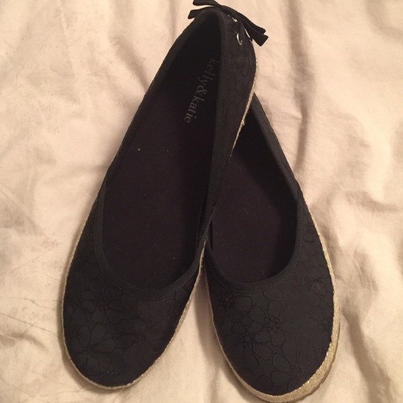 Kelly & Katie black flat espadrille style shoes