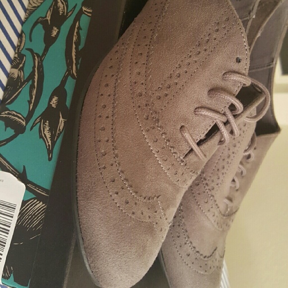 Gray shoes *NEW IN BOX