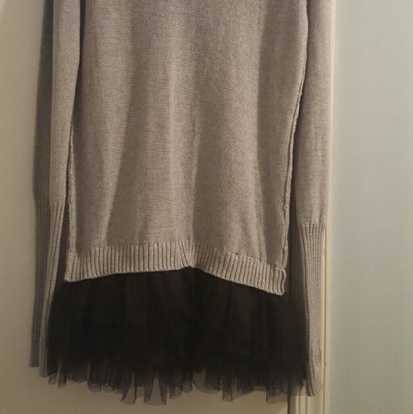 Vera Wang, NEVER WORN!! - Picture 3 of 3