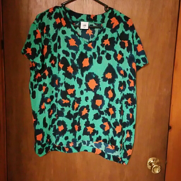 CABI Oversized Top NWOT