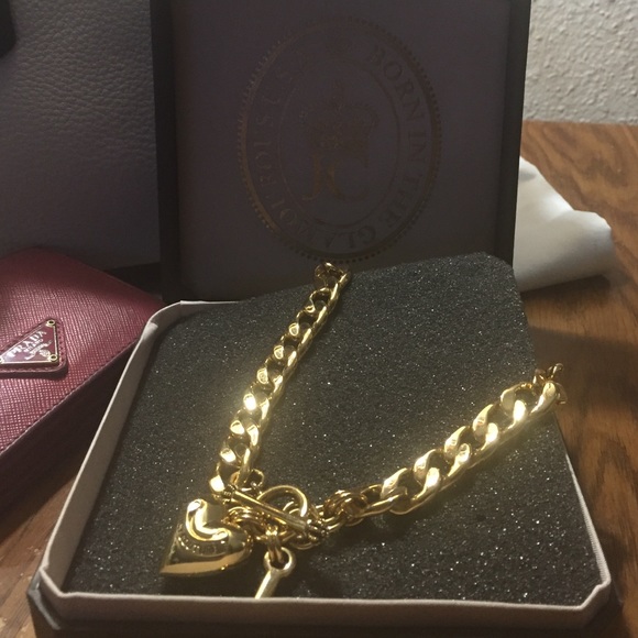 Juicy Couture Toggle Heart