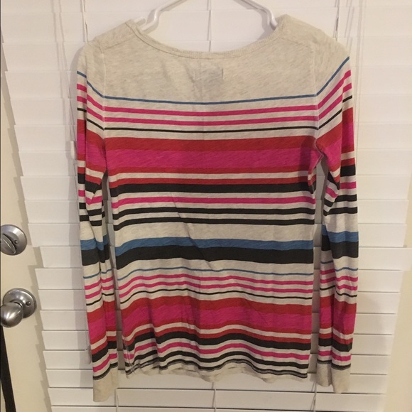 Sweater tee shirt ☃️ - Picture 2 of 3