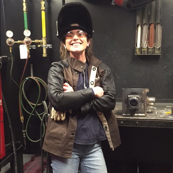 Meet your Posher, Sam - Picture 4 of 7