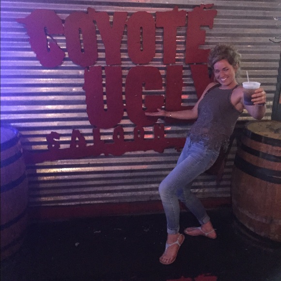 Meet your Posher, Sam - Picture 7 of 7