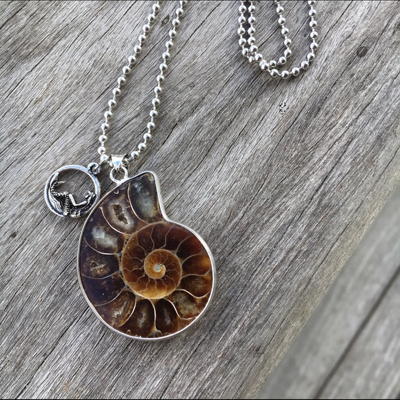 Wild Arrow Jewelry - Wild Ammonite Fossil & Mermaid Necklace