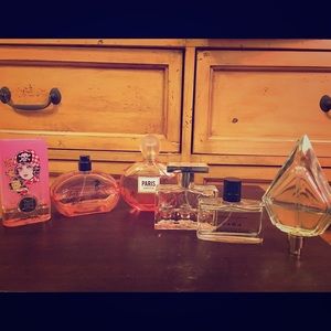 ❗️SOLD❗️Perfume Bundle
