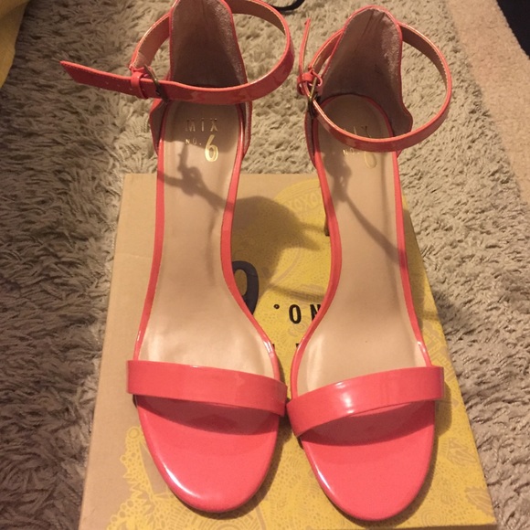 Pink heels