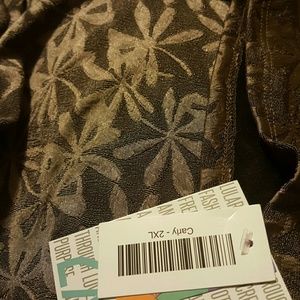 LuLaRoe Gold Flower Carly