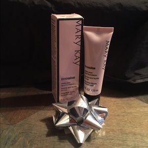 Time wise Luminous Wear Liquid Foundation Beige 6