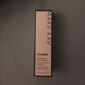 Time wise luminous wear Liquid Foundation Ivory 7
