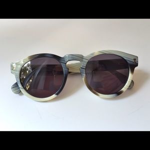 BNIB ILLESTEVA Leotard Round Acetate Sunglasses