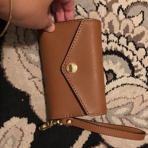 Michael Kors NWOT iPhone 5 wallet case