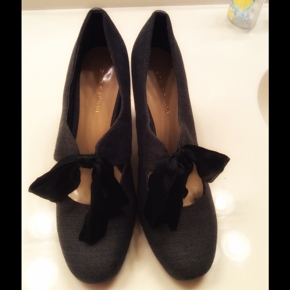Cute grey satin bow heels