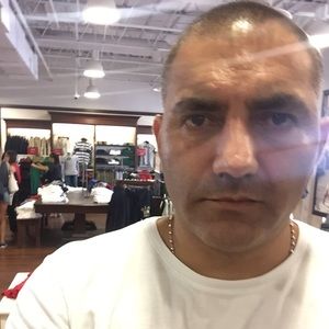 Meet your Posher, Gilberto