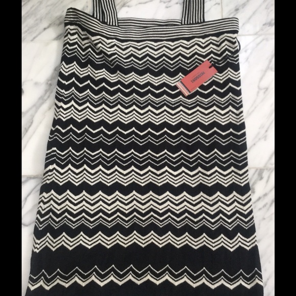 MISSONI B&W, ZIGZAG CHEVRON LINED KNIT TANK DRESS