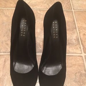 Black Velvet Barneys New York Shoes