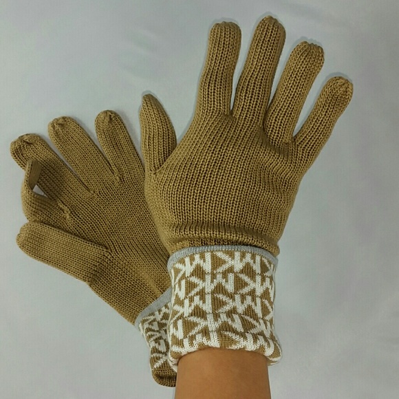 🚨2017 RESTOCK🚨💯Michael Kors Gloves NWT - Picture 3 of 4