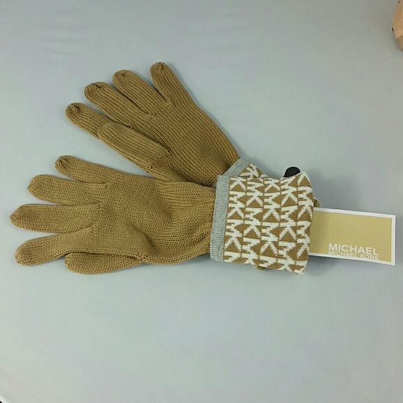 🚨2017 RESTOCK🚨💯Michael Kors Gloves NWT - Picture 4 of 4