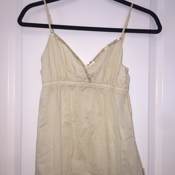 Hollister tank top w sequins + embroidery detail