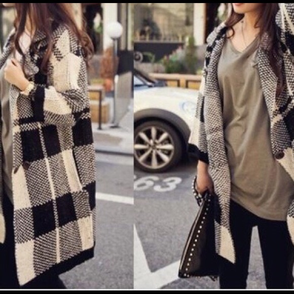 Last One !! Black as white plaid knitted jacket - Picture 4 of 4