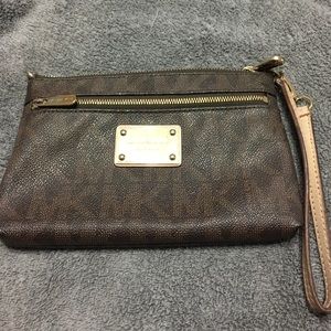 Michael Kors MK logo Large Wristlet