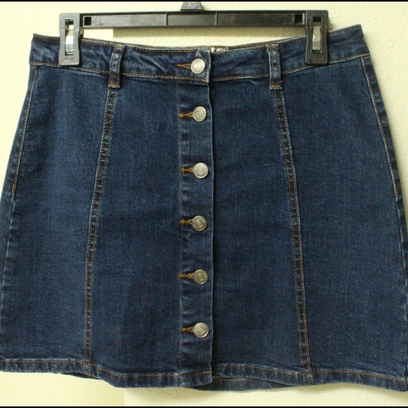 Denim high-waisted button down mini skirt.