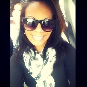 Meet your Posher, Cheana