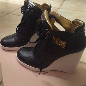 Nine West wedge sneakers