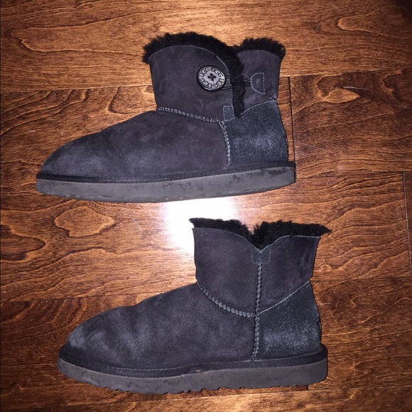 Ugg Black Low Boots