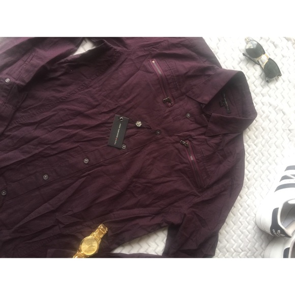 BURGUNDY JOHN VARVATOS BUTTON DOWN