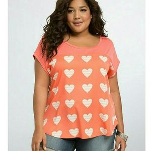 SALE 💜 Torrid Heart Print Dolman Blouse