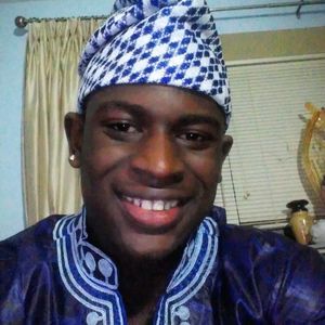 Meet your Posher, Emmanuel