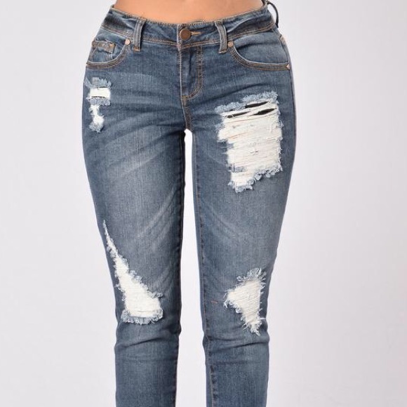Fashion Nova "Eddie Boyfriend Jeans" -Medium Wash