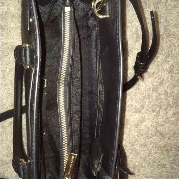 Michael Kors purse - Picture 3 of 3