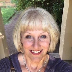 Meet your Posher, Pam